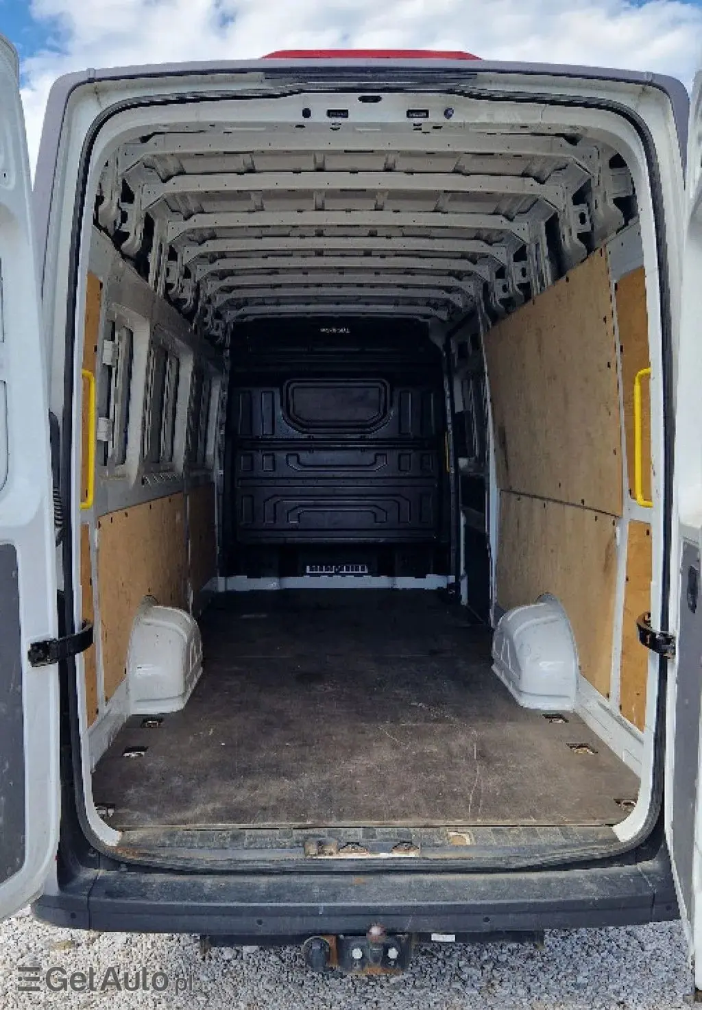 VOLKSWAGEN Crafter 
