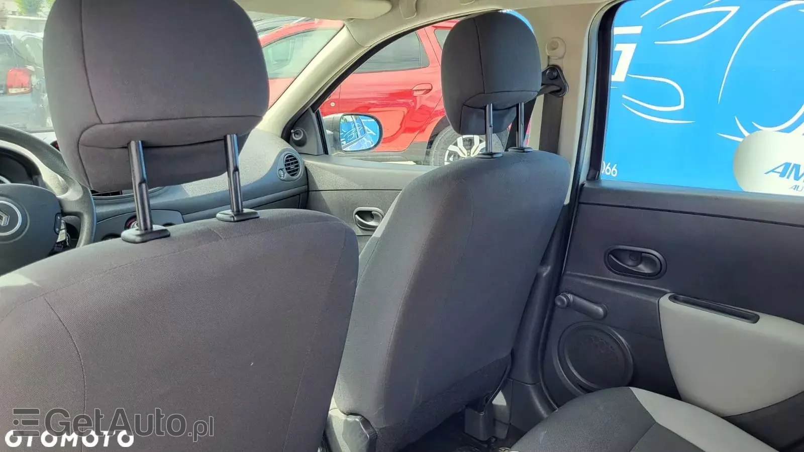 RENAULT Clio 1.2 16V 75 Collection