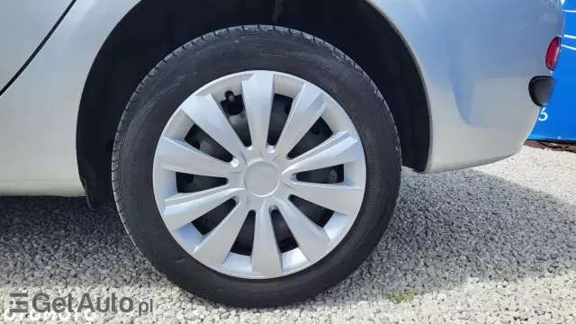 RENAULT Clio 1.2 16V 75 Collection