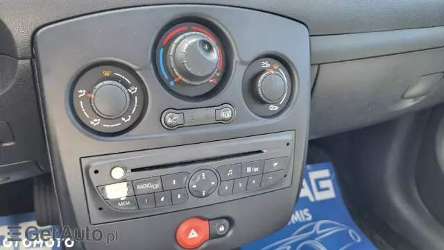 RENAULT Clio 1.2 16V 75 Collection