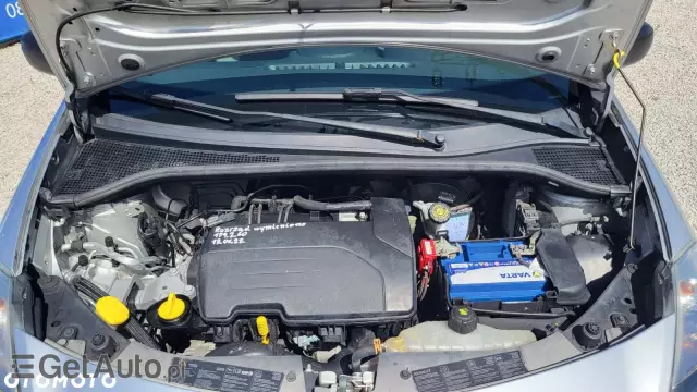 RENAULT Clio 1.2 16V 75 Collection