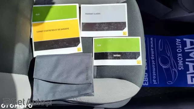 RENAULT Clio 1.2 16V 75 Collection