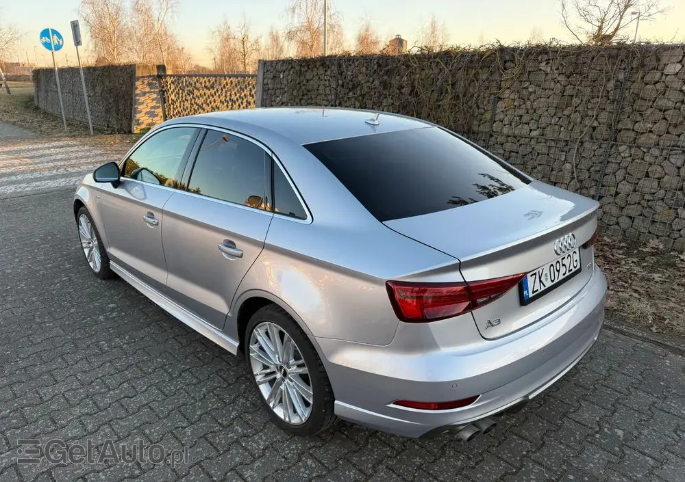 AUDI A3 Limousine 1.5 TFSI Sport S tronic