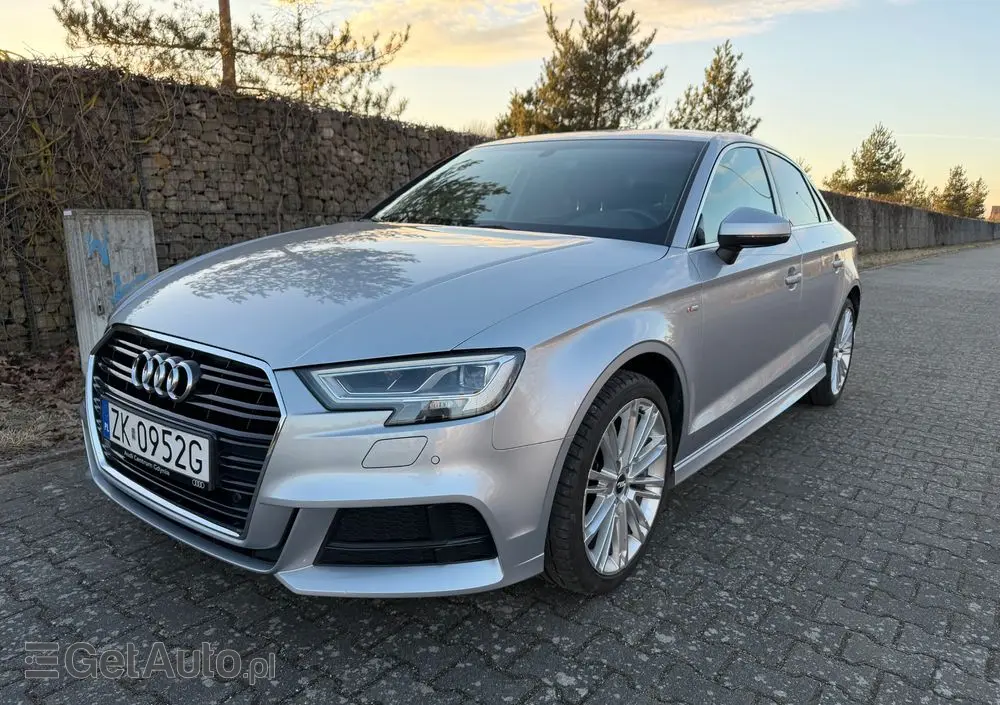 AUDI A3 Limousine 1.5 TFSI Sport S tronic