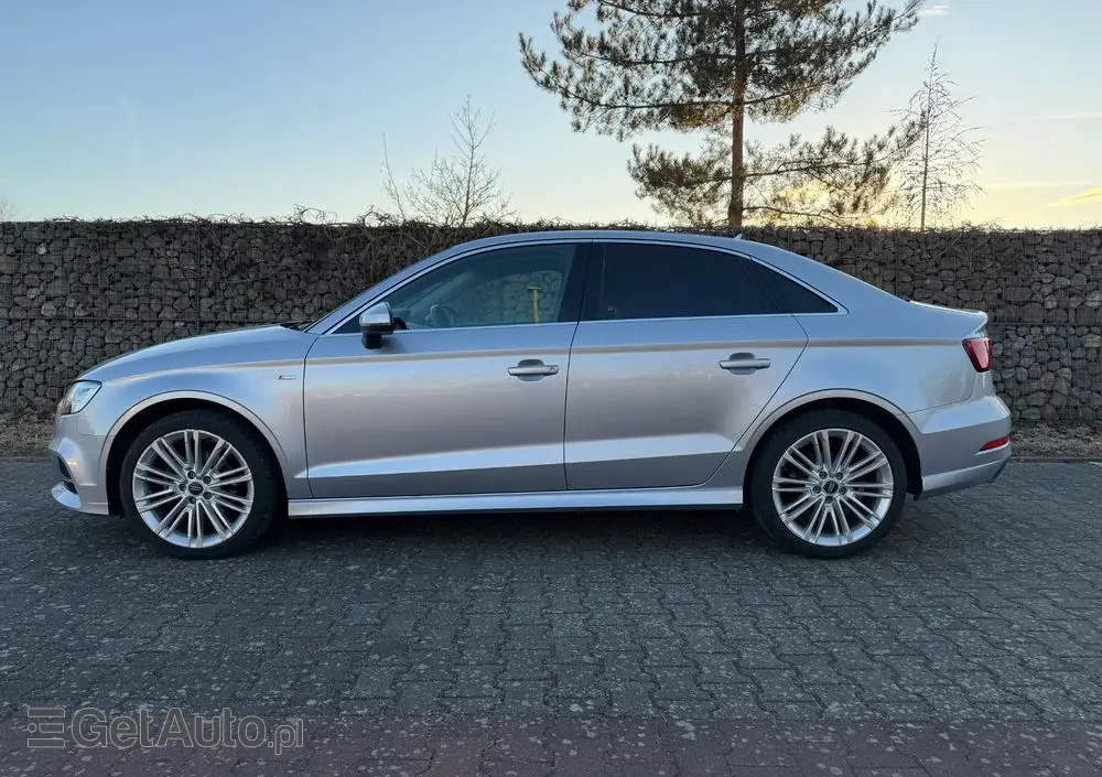 AUDI A3 Limousine 1.5 TFSI Sport S tronic