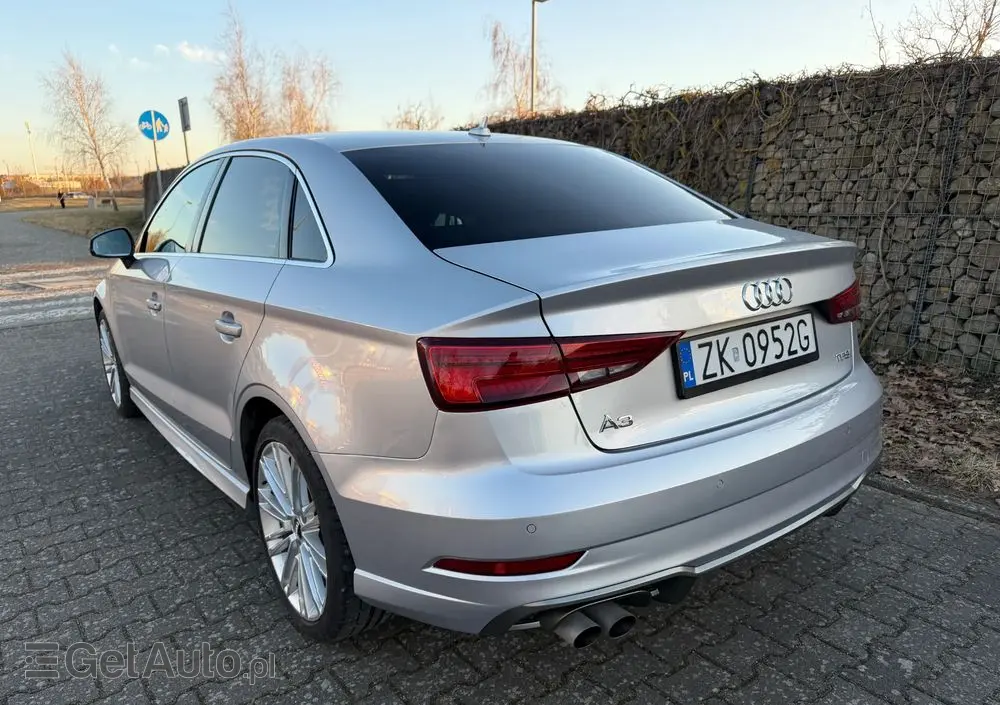 AUDI A3 Limousine 1.5 TFSI Sport S tronic