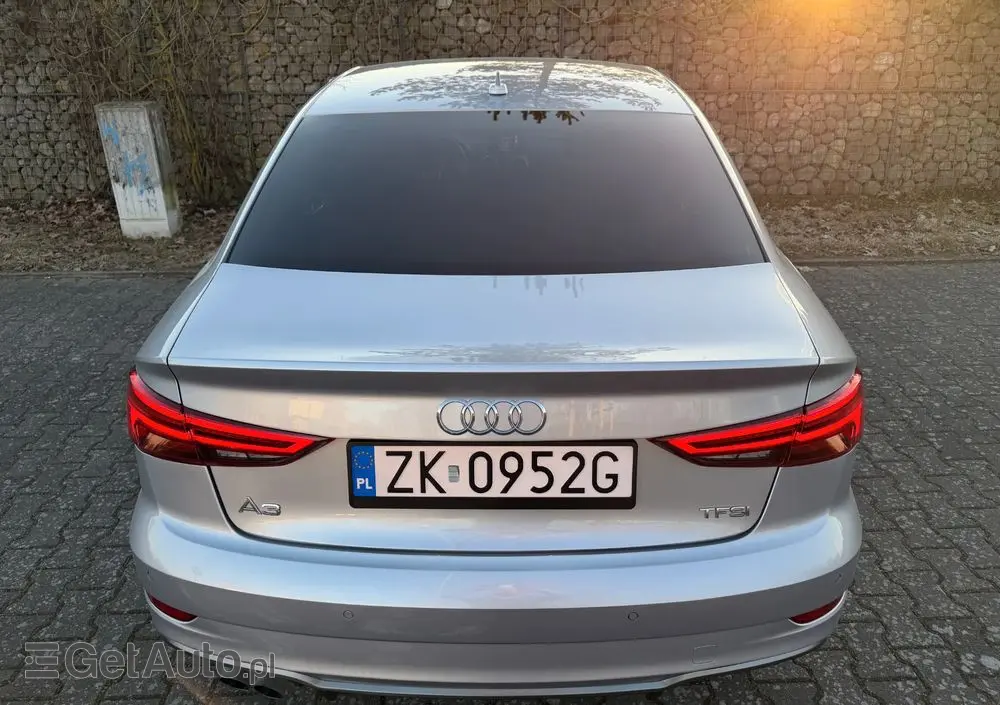 AUDI A3 Limousine 1.5 TFSI Sport S tronic