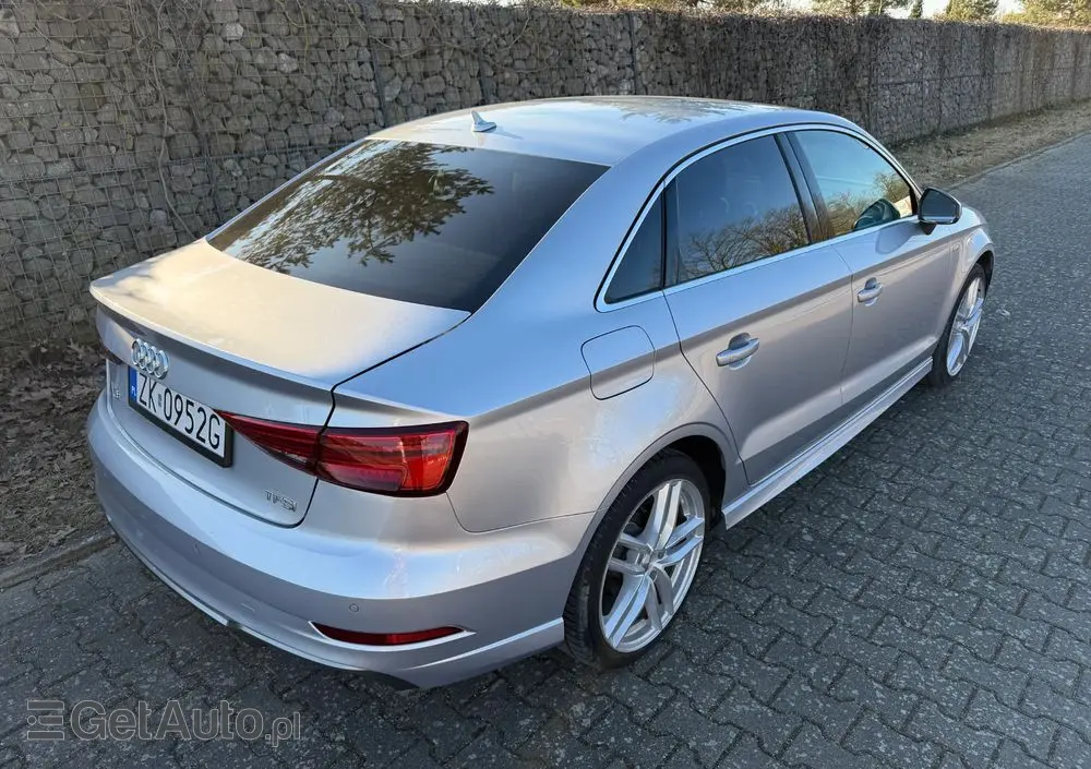 AUDI A3 Limousine 1.5 TFSI Sport S tronic