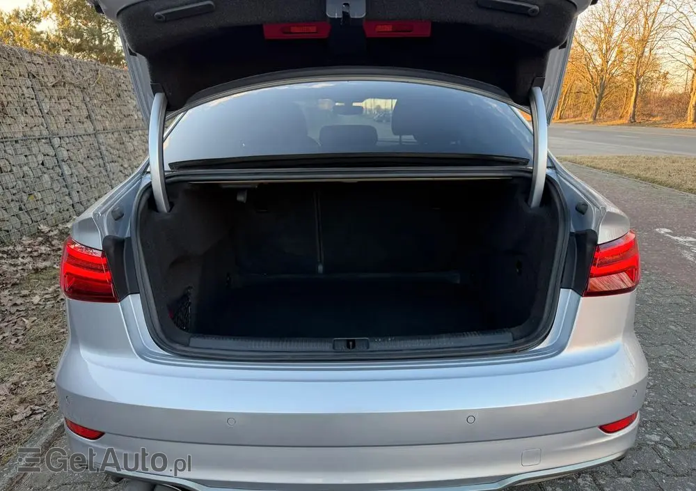 AUDI A3 Limousine 1.5 TFSI Sport S tronic