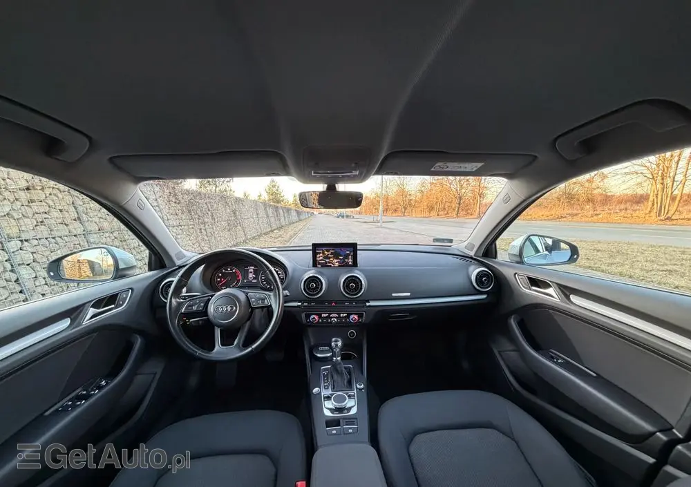 AUDI A3 Limousine 1.5 TFSI Sport S tronic