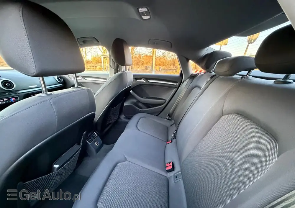 AUDI A3 Limousine 1.5 TFSI Sport S tronic