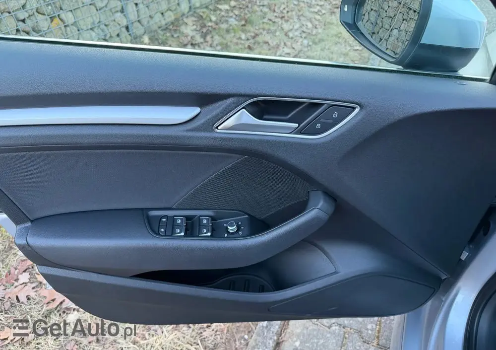 AUDI A3 Limousine 1.5 TFSI Sport S tronic