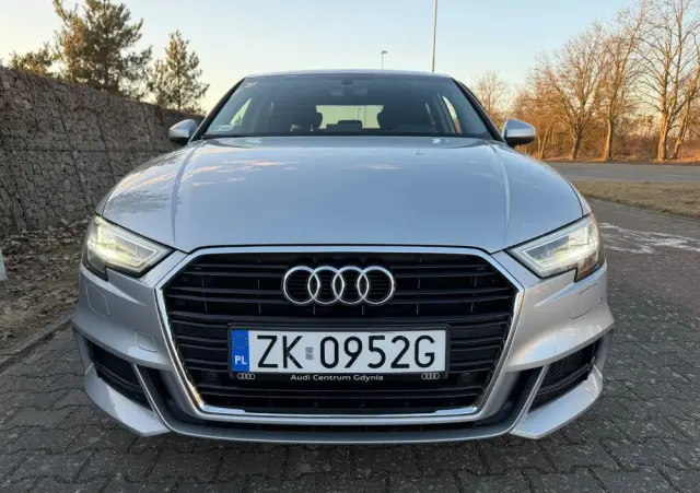 AUDI A3 Limousine 1.5 TFSI Sport S tronic