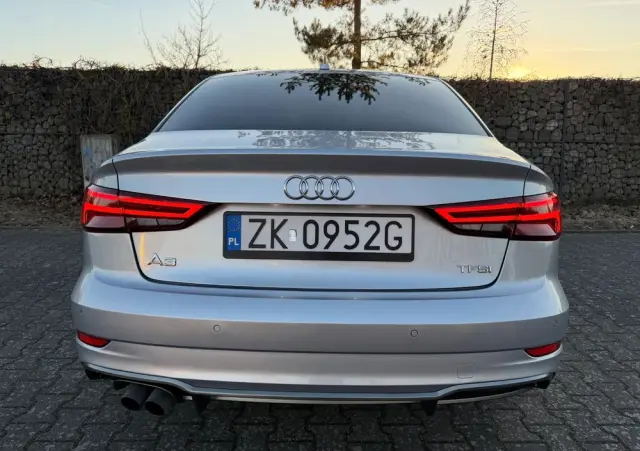 AUDI A3 Limousine 1.5 TFSI Sport S tronic