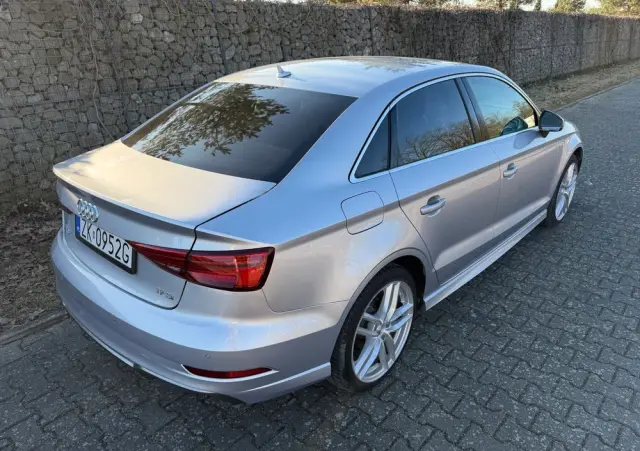 AUDI A3 Limousine 1.5 TFSI Sport S tronic