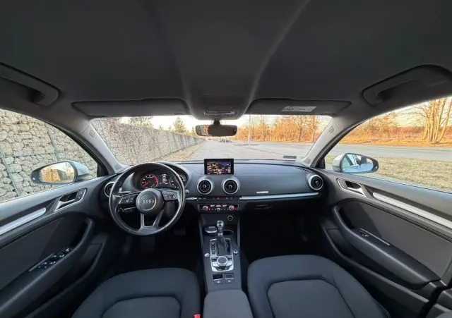 AUDI A3 Limousine 1.5 TFSI Sport S tronic