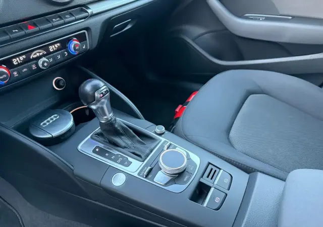 AUDI A3 Limousine 1.5 TFSI Sport S tronic