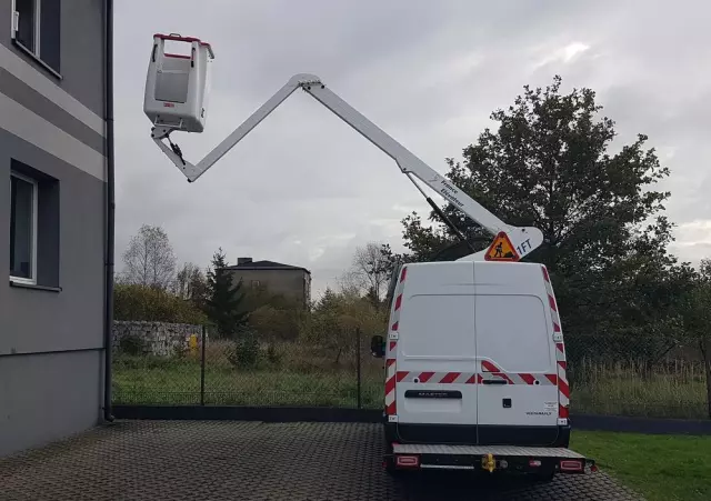 RENAULT MASTER L2H2 ZWYŻKA UDT PODNOŚNIK KOSZOWY FRANCE ELEVATEUR 