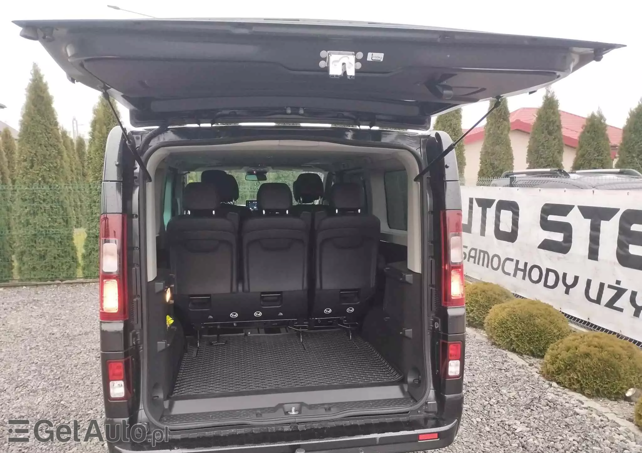 RENAULT Trafic SpaceClass 2.0 dCi EDC