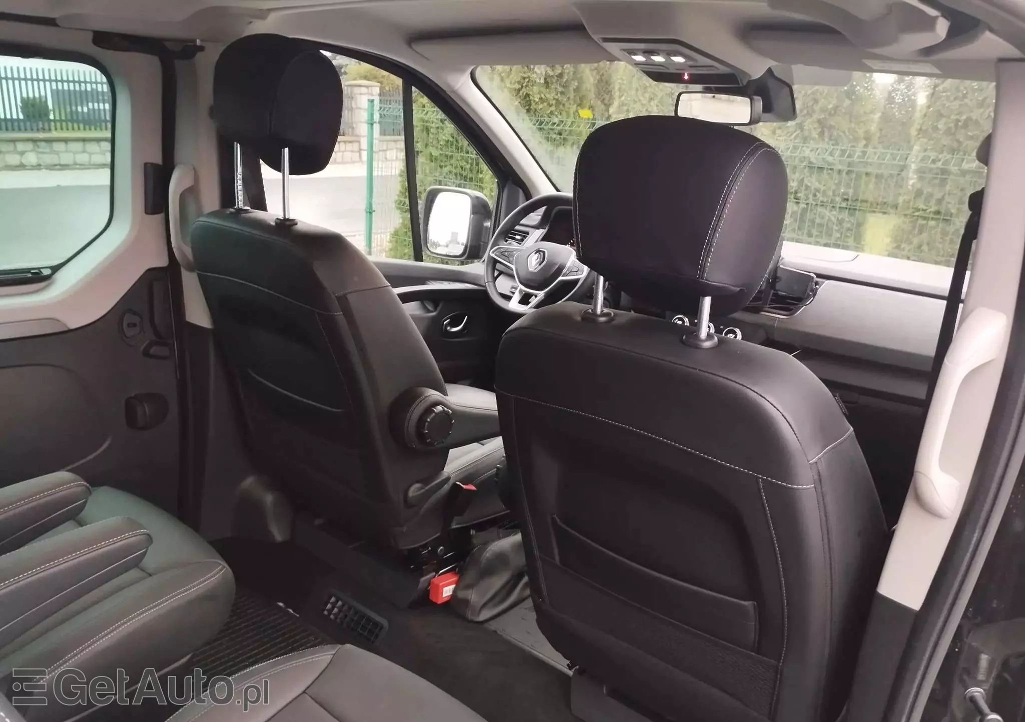 RENAULT Trafic SpaceClass 2.0 dCi EDC