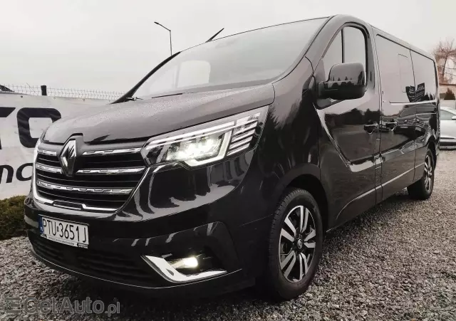 RENAULT Trafic SpaceClass 2.0 dCi EDC