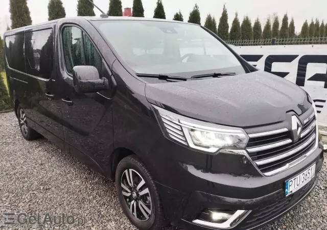 RENAULT Trafic SpaceClass 2.0 dCi EDC