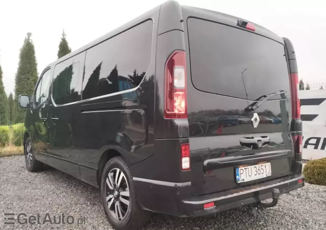 RENAULT Trafic SpaceClass 2.0 dCi EDC