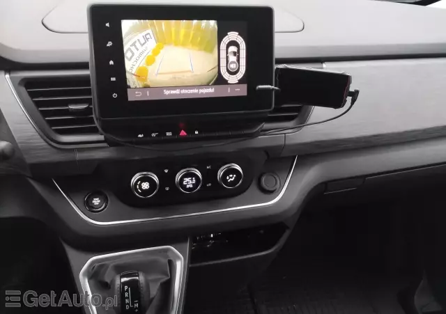 RENAULT Trafic SpaceClass 2.0 dCi EDC