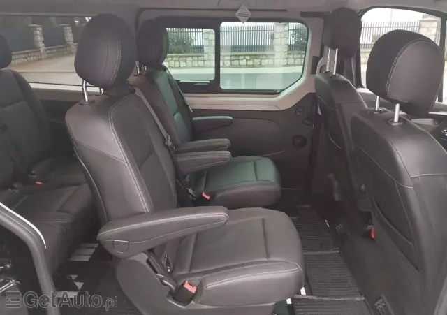 RENAULT Trafic SpaceClass 2.0 dCi EDC