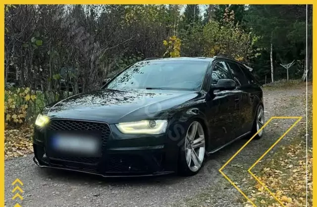 AUDI A4 
