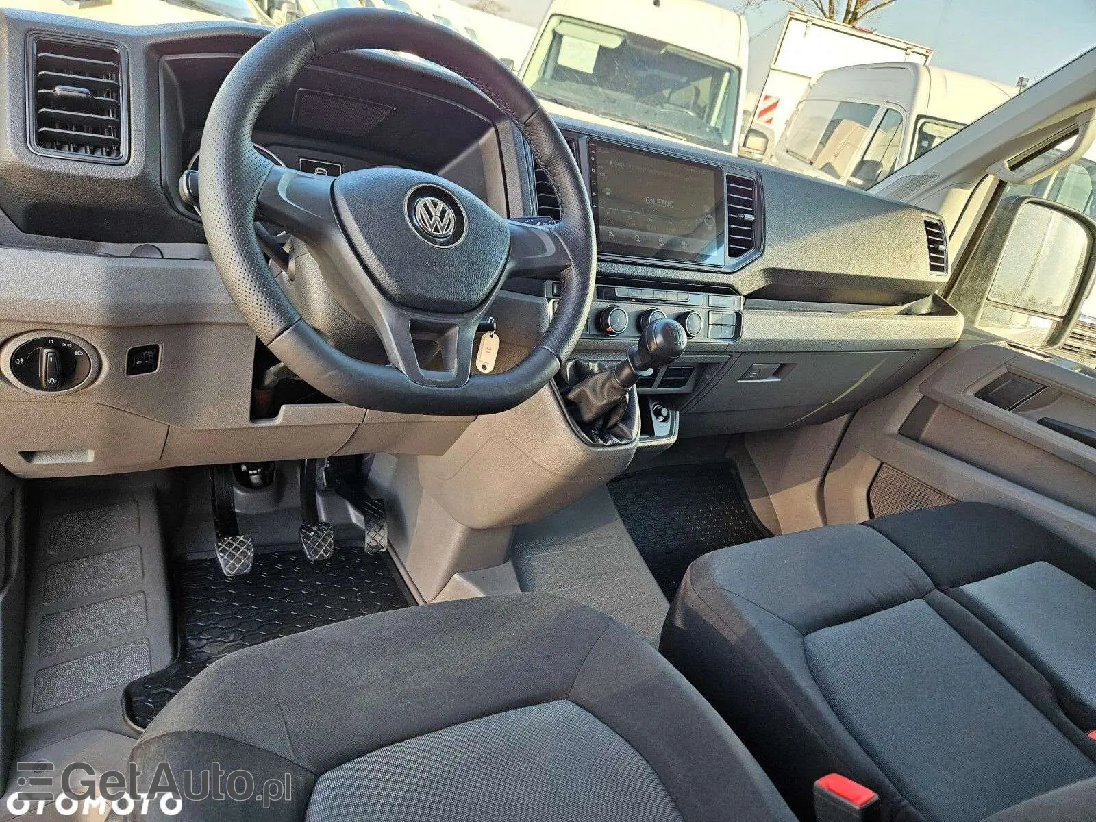 VOLKSWAGEN Crafter L