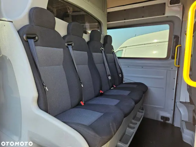 VOLKSWAGEN Crafter L