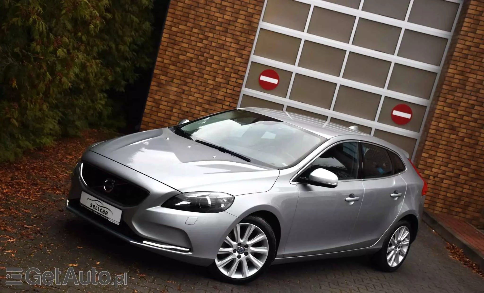 VOLVO V40 D2 Powershift Summum