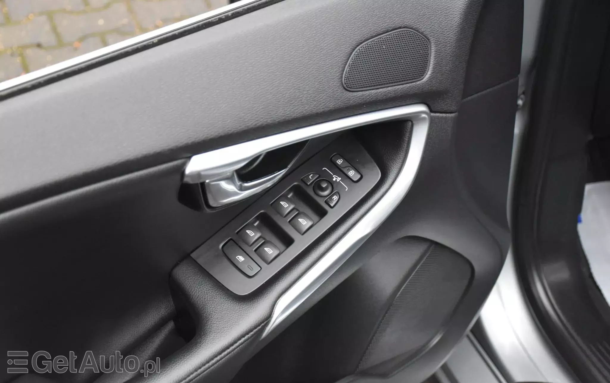 VOLVO V40 D2 Powershift Summum