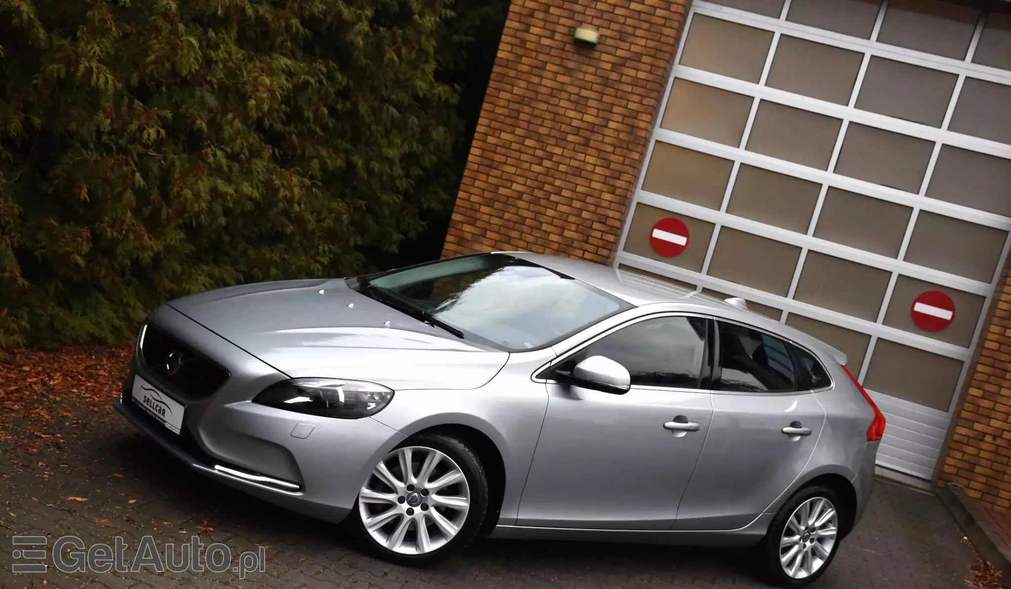 VOLVO V40 D2 Powershift Summum