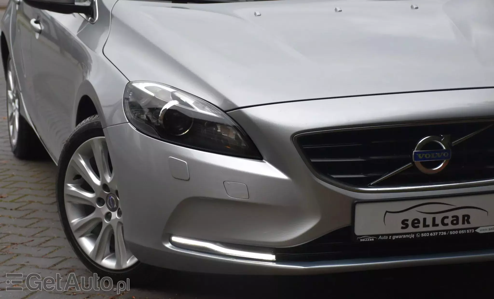 VOLVO V40 D2 Powershift Summum