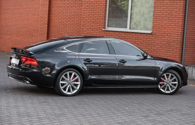 AUDI A7 Sportback 3.0 TDI quattro tiptronic sport selection