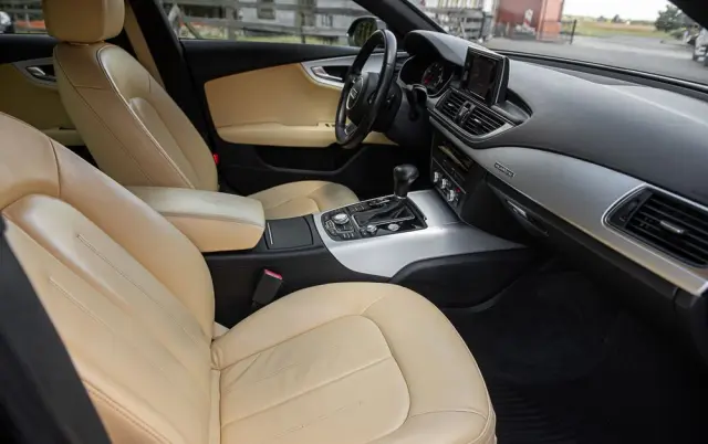 AUDI A7 Sportback 3.0 TDI quattro tiptronic sport selection