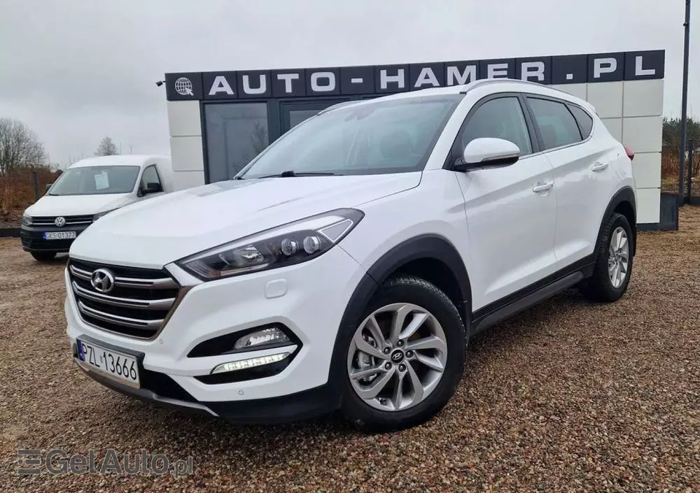 HYUNDAI Tucson 