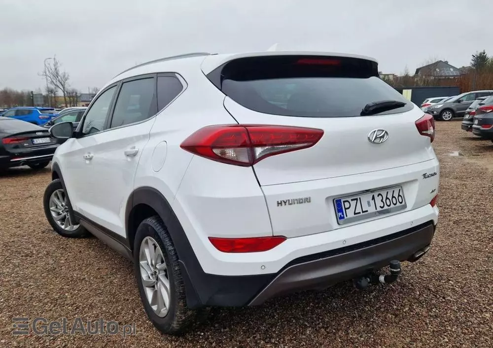 HYUNDAI Tucson 