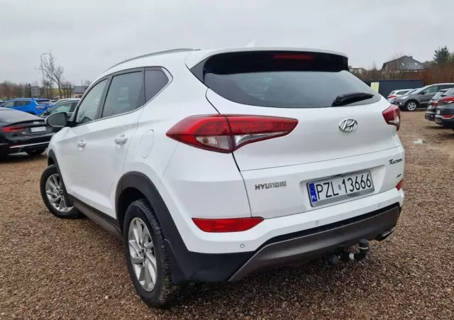 HYUNDAI Tucson 