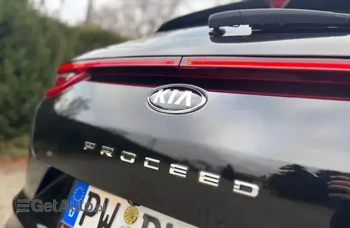 KIA Proceed 