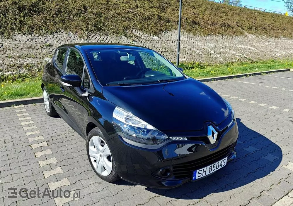 RENAULT Clio 1.2 16V 75 LIMITED