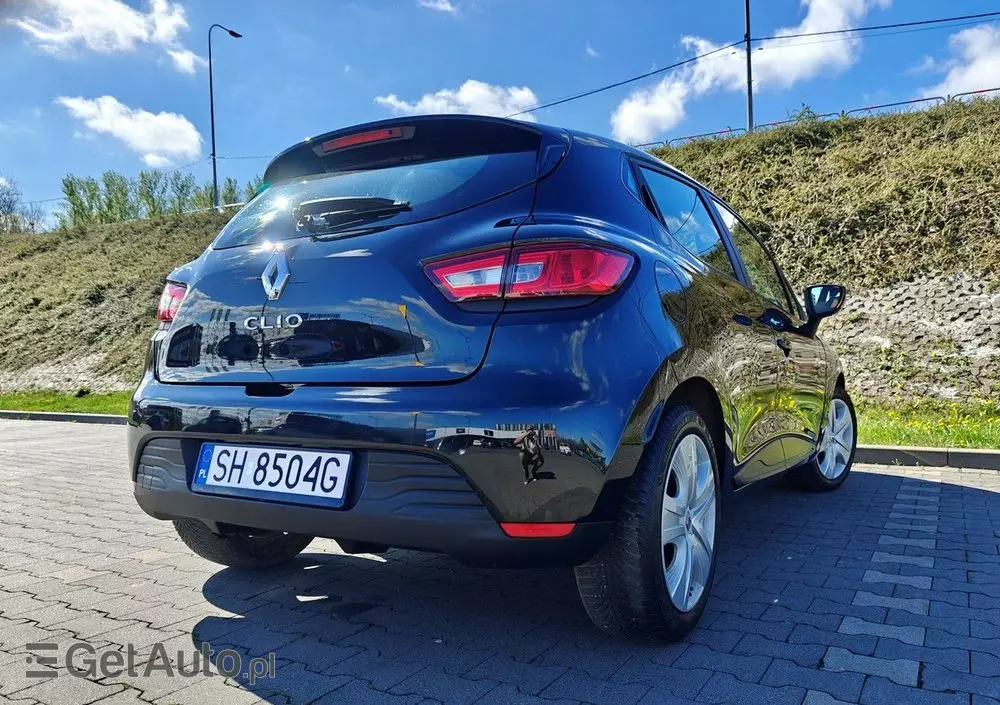 RENAULT Clio 1.2 16V 75 LIMITED