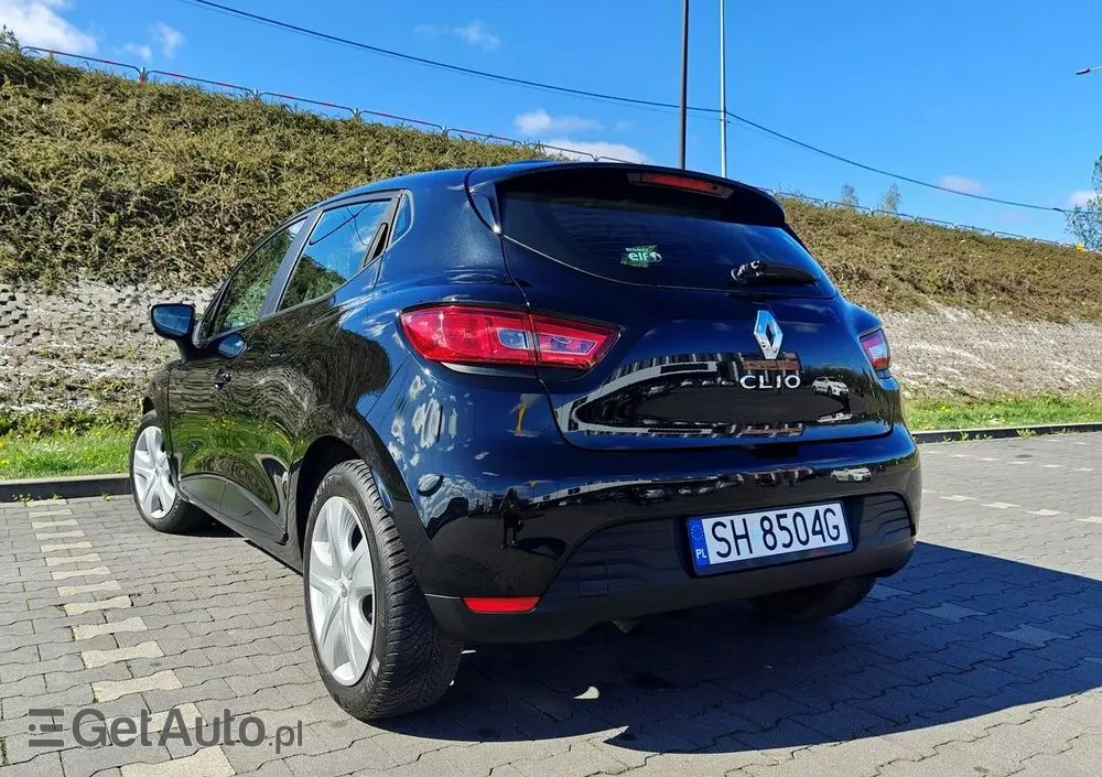 RENAULT Clio 1.2 16V 75 LIMITED