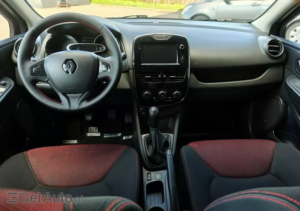 RENAULT Clio 1.2 16V 75 LIMITED