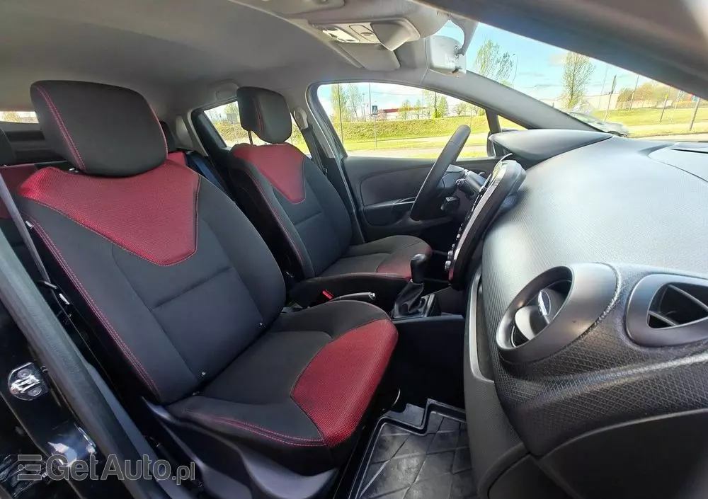 RENAULT Clio 1.2 16V 75 LIMITED