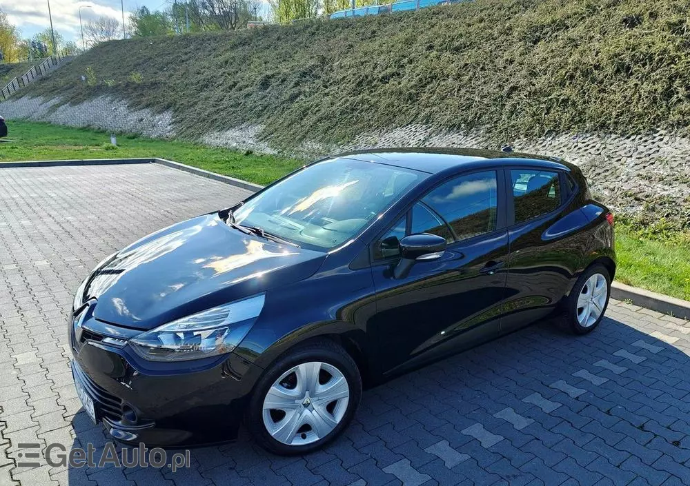 RENAULT Clio 1.2 16V 75 LIMITED