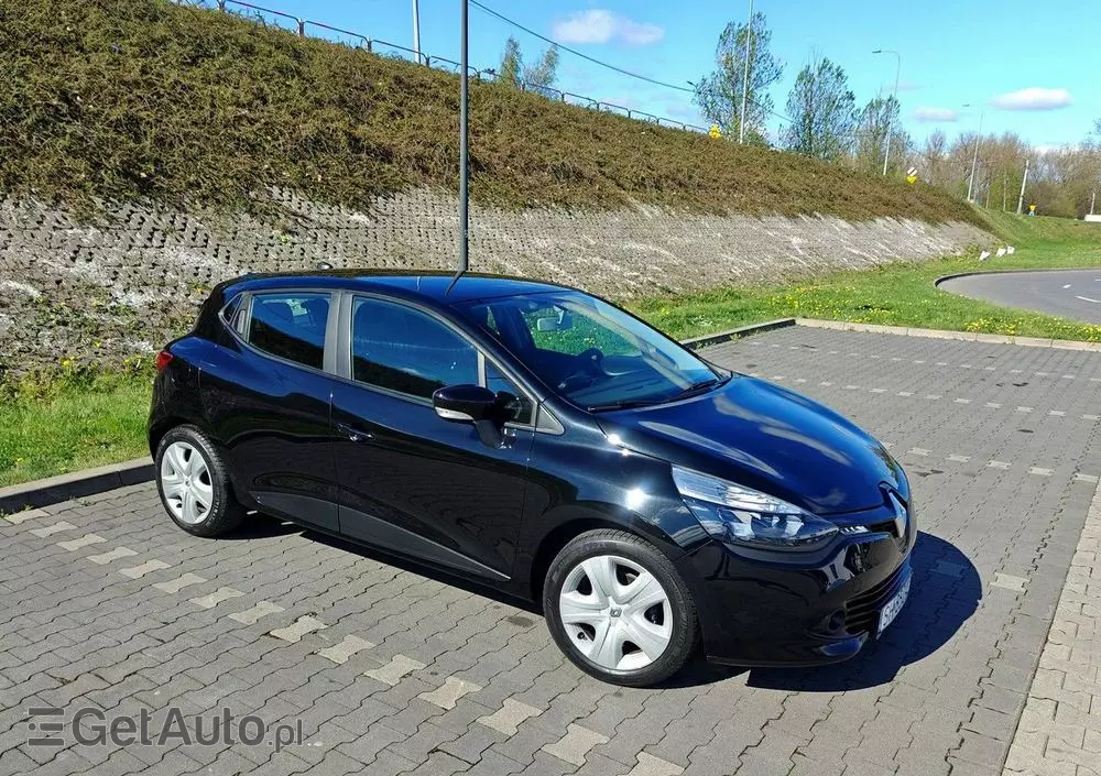 RENAULT Clio 1.2 16V 75 LIMITED