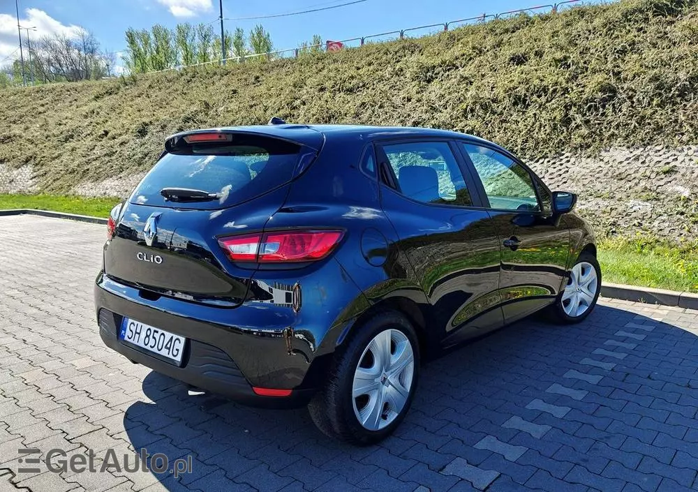 RENAULT Clio 1.2 16V 75 LIMITED